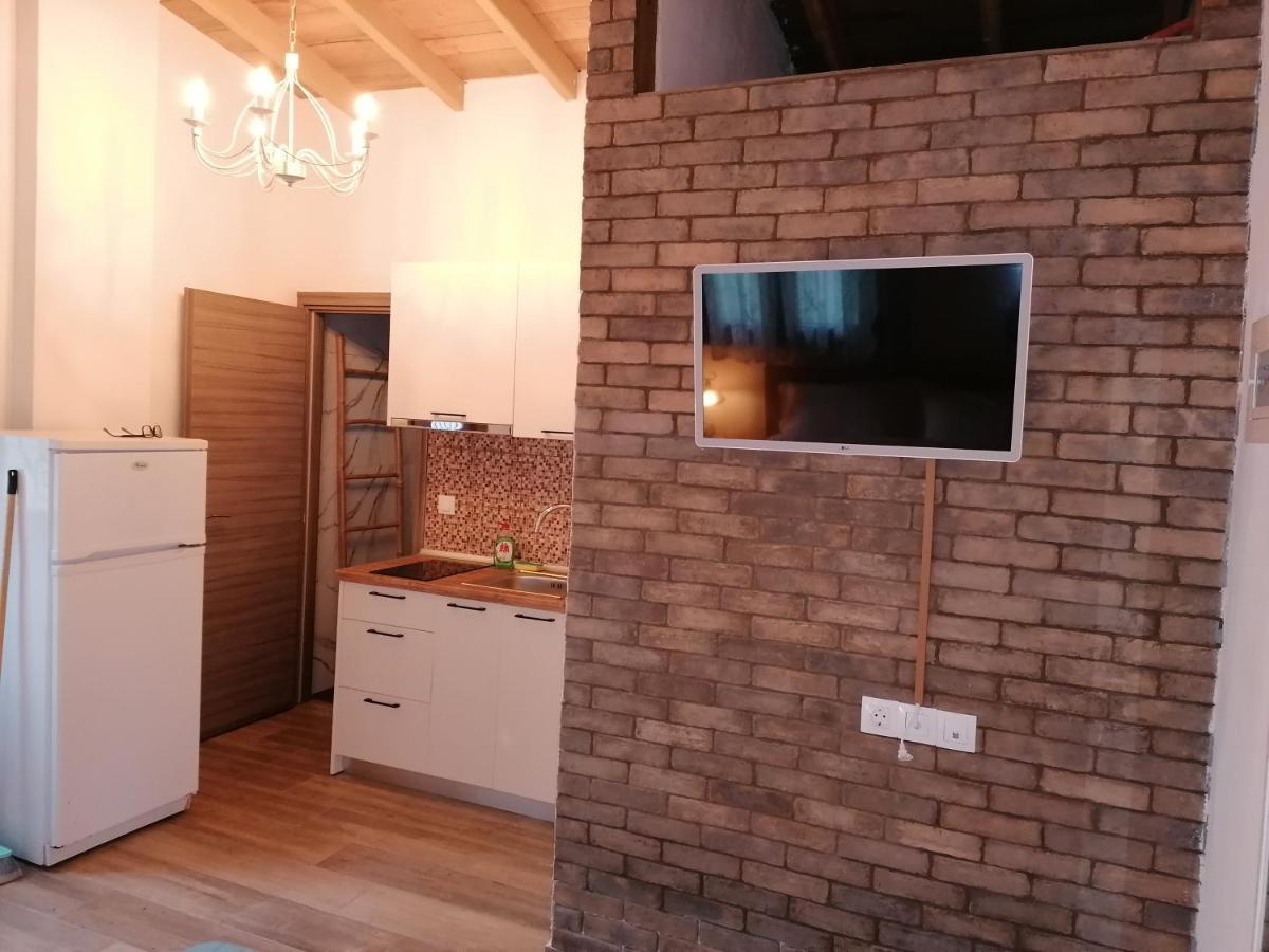 Tiny House By The Sea Villa Неа Скиони Екстериор снимка