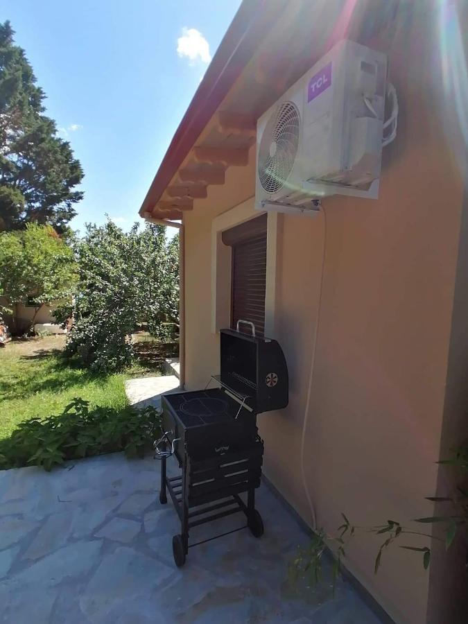 Tiny House By The Sea Villa Неа Скиони Екстериор снимка