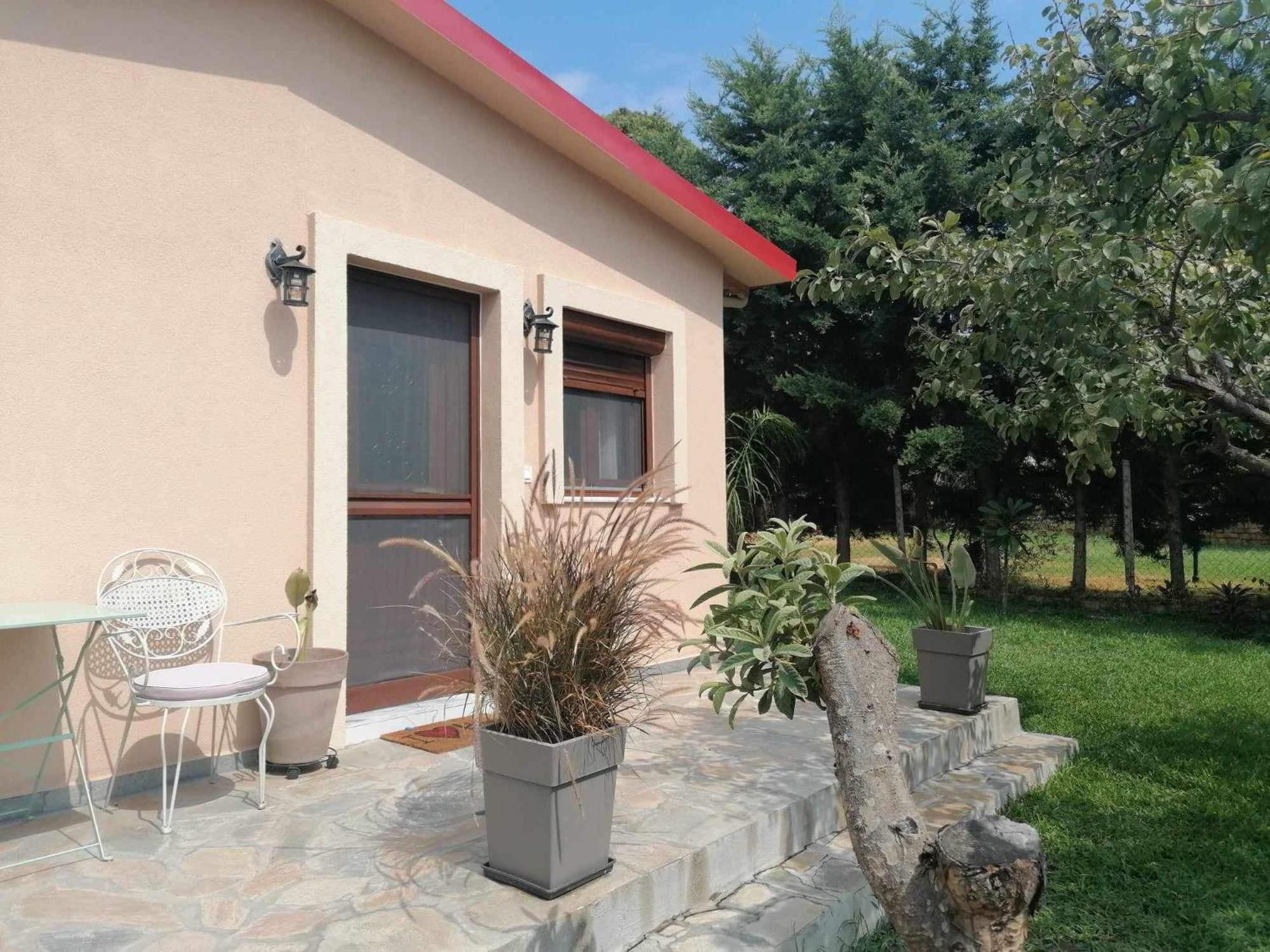 Tiny House By The Sea Villa Неа Скиони Екстериор снимка